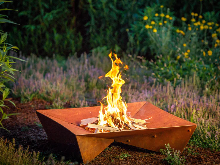 Feuerschale fluxus aus wetterfestem Stahl|von Keilbach|ab 80 cm